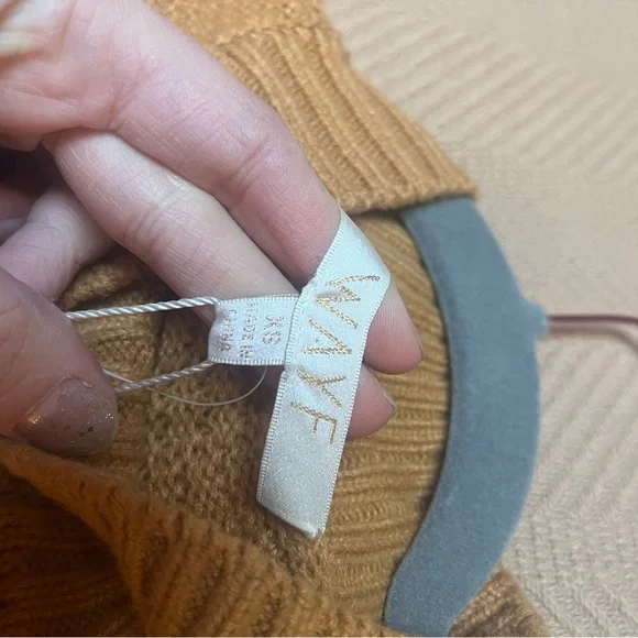 WAYF Dani Side Lace-up Sweater In Camel - Picture 7 of 8